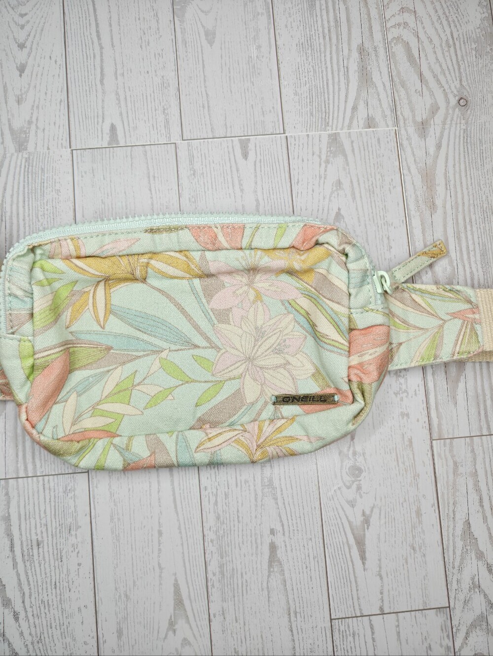 O'Neill Dalia Floral Bumm Belt Bag Nwot